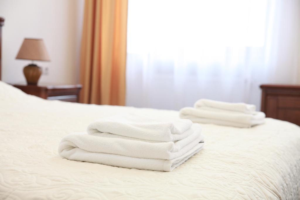 לבוב Guest House Adam Mickiewicz חדר תמונה